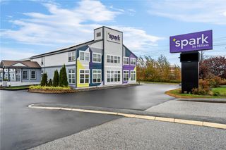 Spark by Hilton Portland Airport Maine M