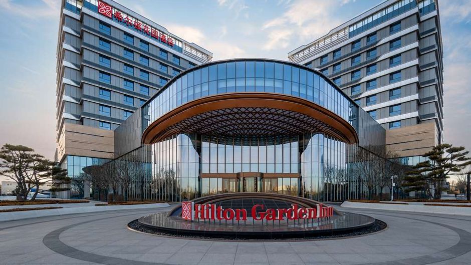 Hilton Garden Inn Kangbashi Exterior