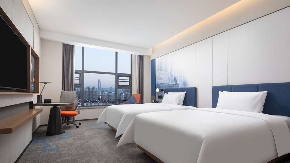 Hampton Jinan Railway Station Room