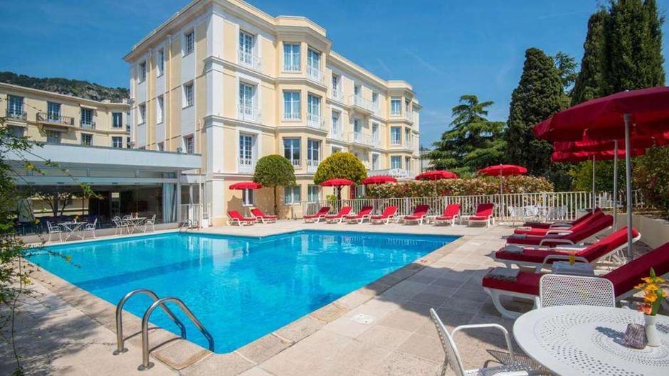 Hotel Carlton Pool