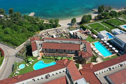 Blue Waves Resort
