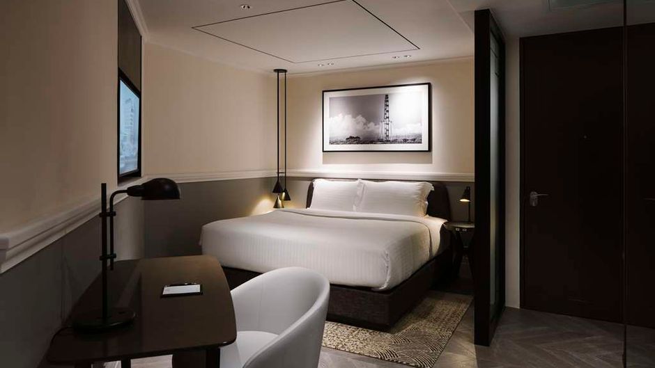 Grand Park City Hall Suite