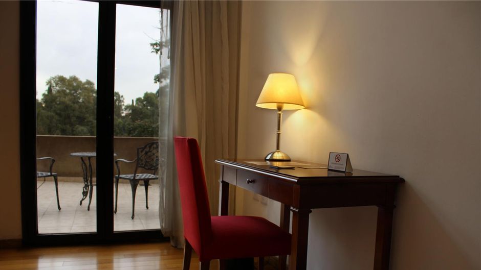 Hotel Plaza Central Canning Room