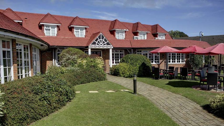 Best Western Reading Calcot Hotel Exterior
