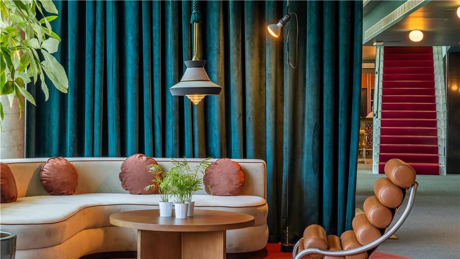 Porto Curio Collection Lobby