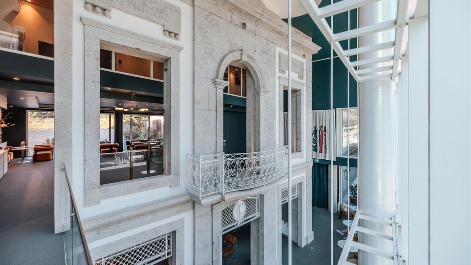 Porto Curio Collection Lobby