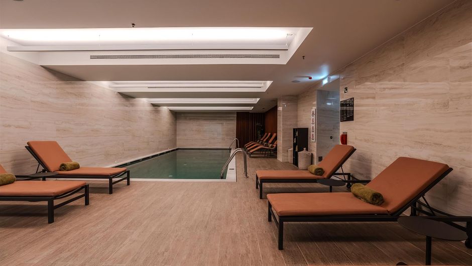 Porto Curio Collection Pool