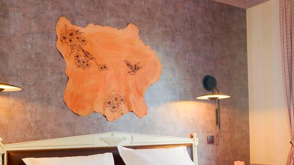 Chateau de l'Yeuse Room