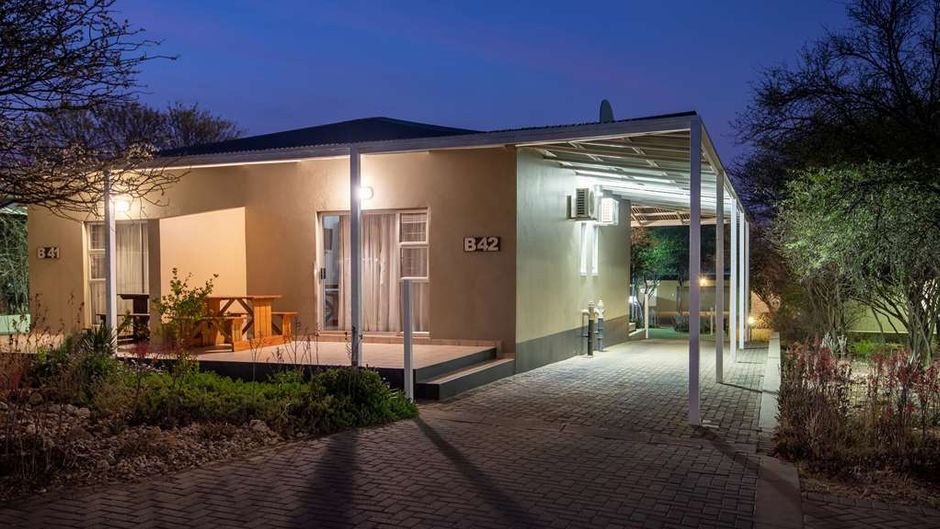 Arebbusch Travel Lodge Exterior