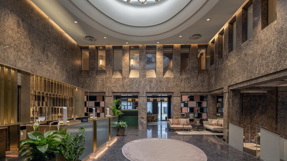 Hilton Turin Centre Lobby