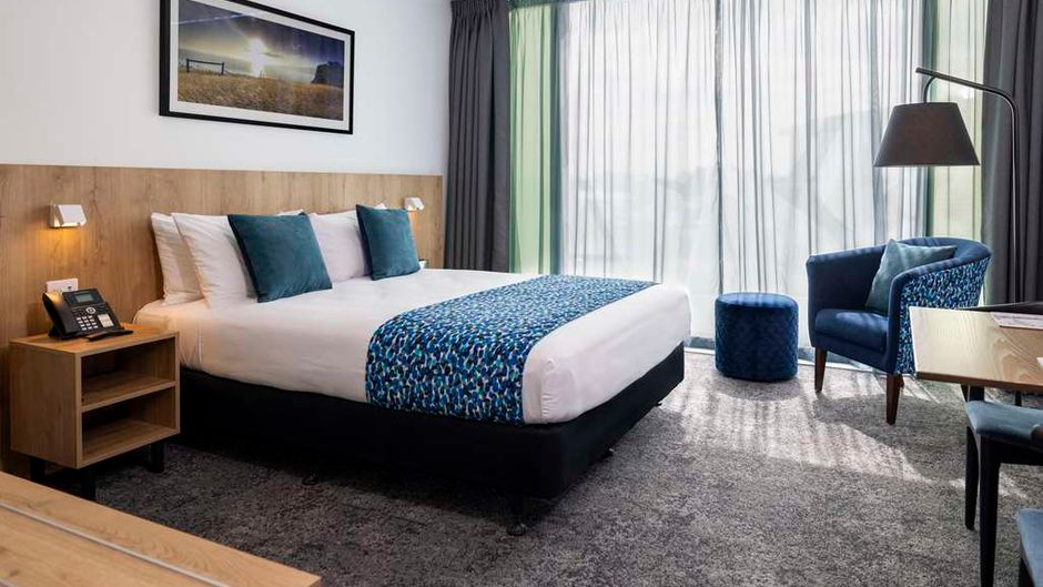 Quest on Cambridge Room