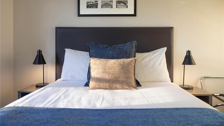 Quest Auckland Hotel Room