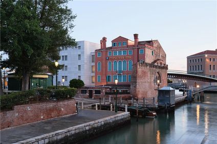 Hotel Santa Chiara