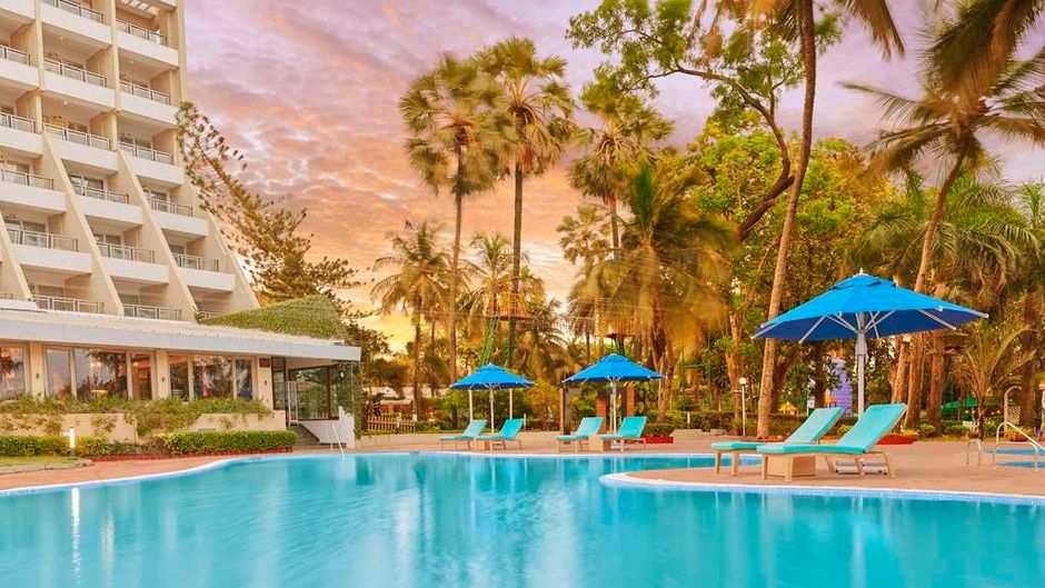 The Resort Hotel Aksa Beach Exterior