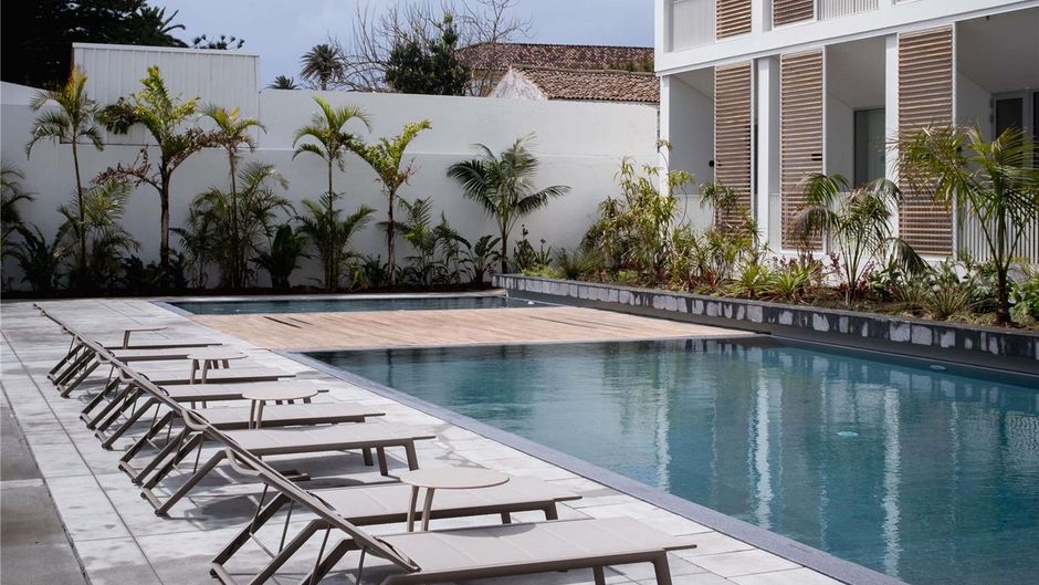 Mercure Ponta Delgada Azores Pool