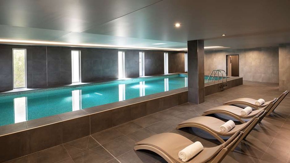 DoubleTree by Hilton Hobart Pool