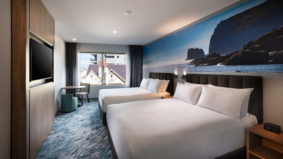 DoubleTree by Hilton Hobart Room