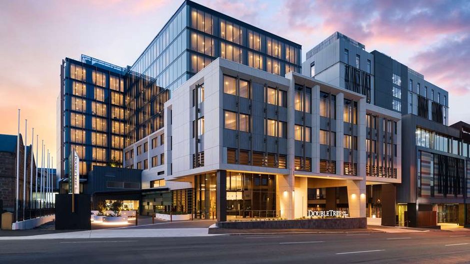 DoubleTree by Hilton Hobart Exterior