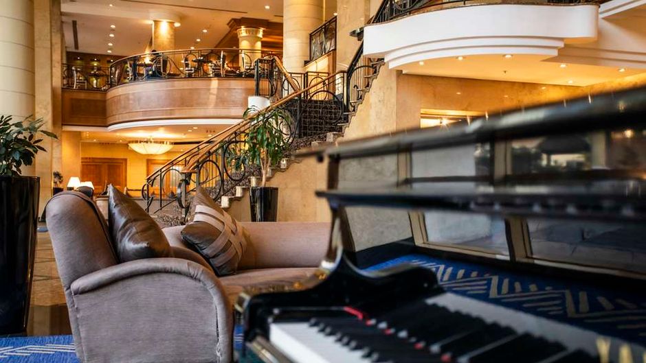 NH Johannesburg Sandton Lobby