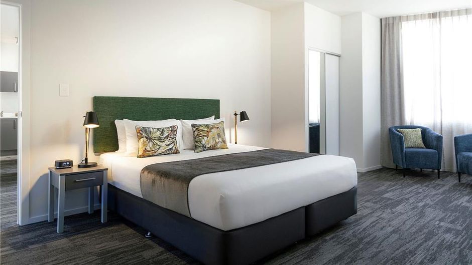 Quest on Thorndon Room