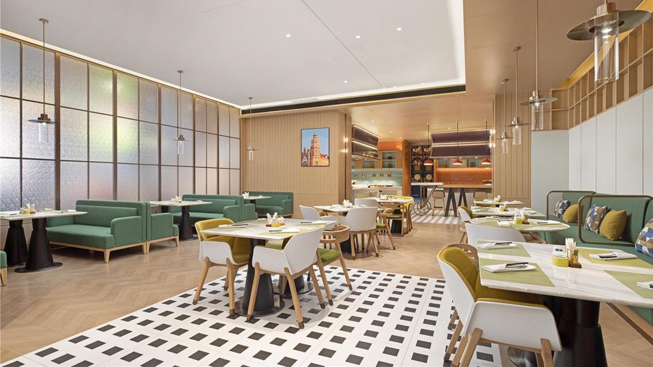 Home2 Suites Qingdao West Coast Restaurant