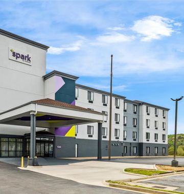 Comfort Suites