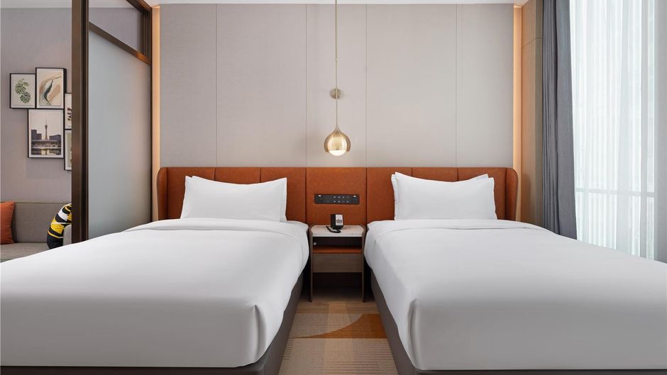 Home2 Zhengzhou East Railway Station Room