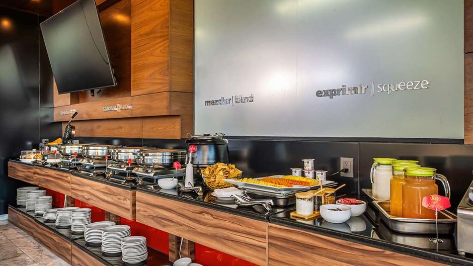 Hampton by Hilton Queretaro Juriquilla Restaurant
