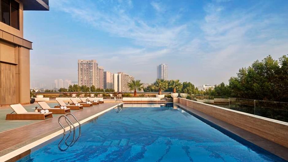 Hilton Gurugram Baani City Centre Pool