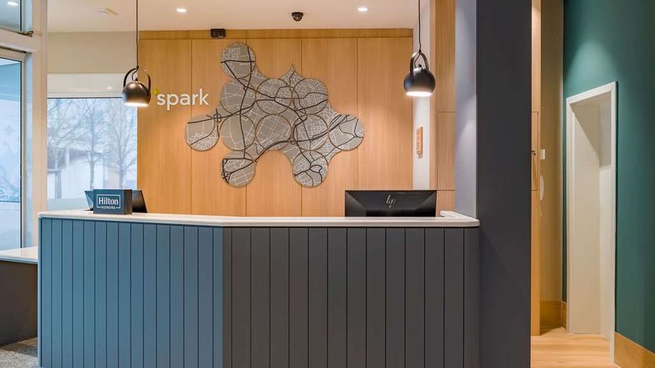 Spark by Hilton Stuttgart Sindelfingen Lobby