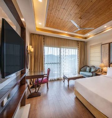 Glenview Resort, Radisson Individuals