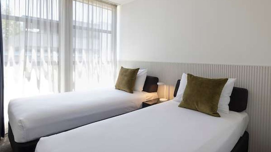 Quest Parnell Room