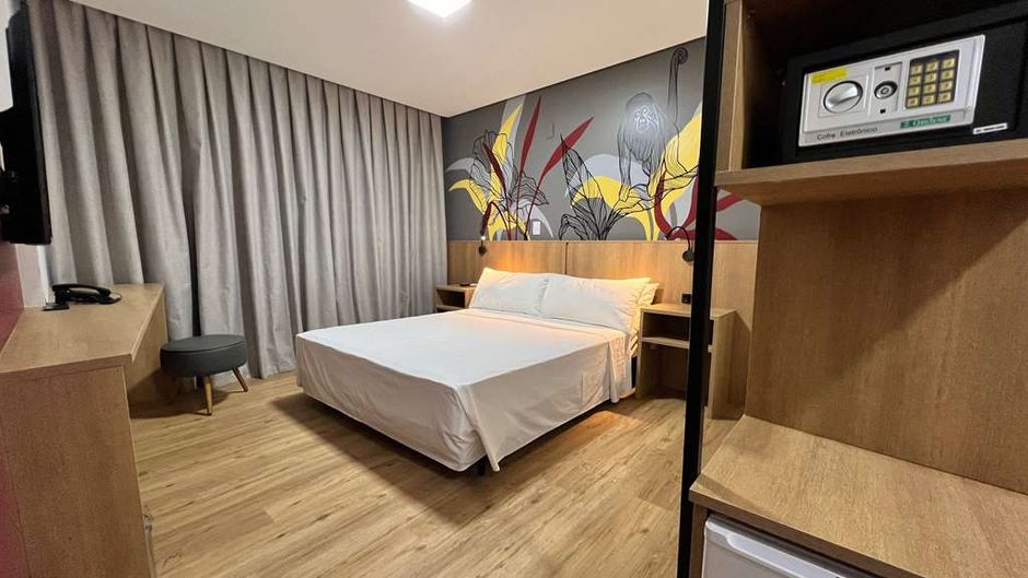 Ramada Encore By Wyndham Ponta Grossa Room