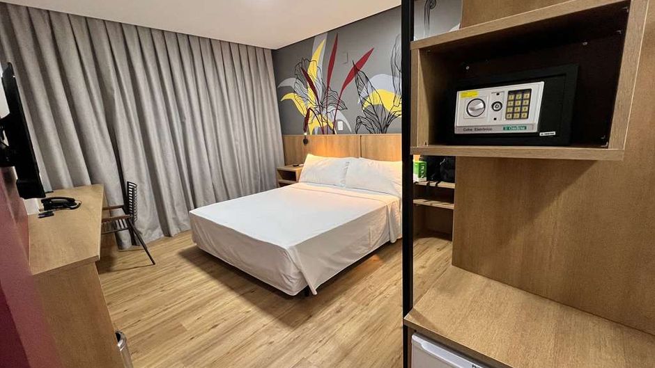 Ramada Encore By Wyndham Ponta Grossa Room