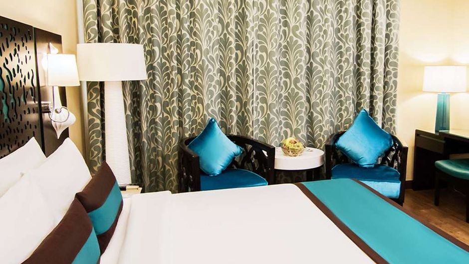 Signature Hotel-Al Barsha Suite