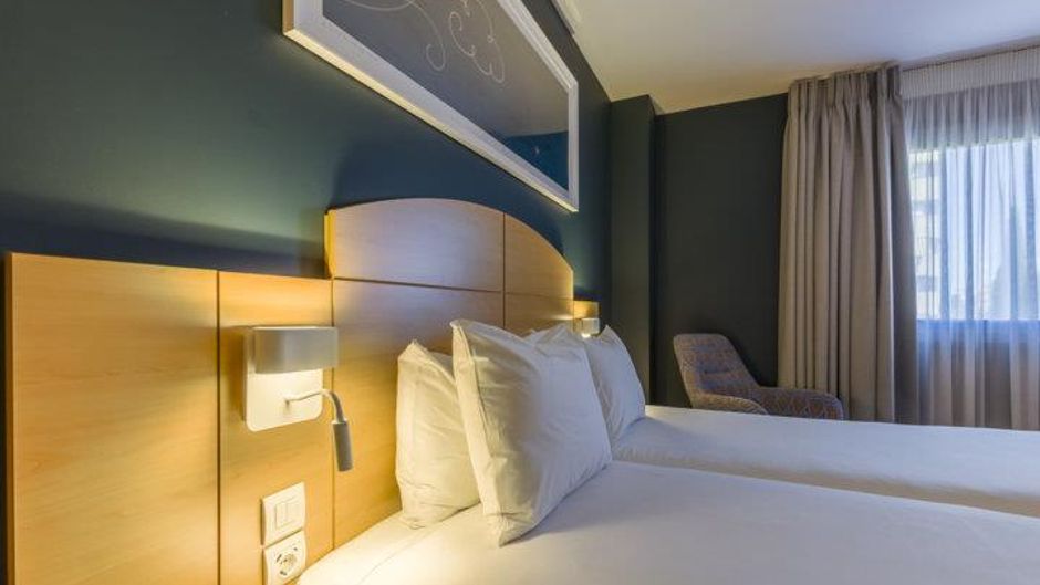 Travelodge Madrid Alcala De Henares Room
