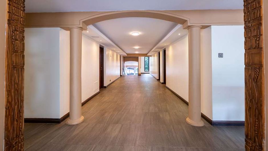 Heri Heights Hotel Apartments Lobby