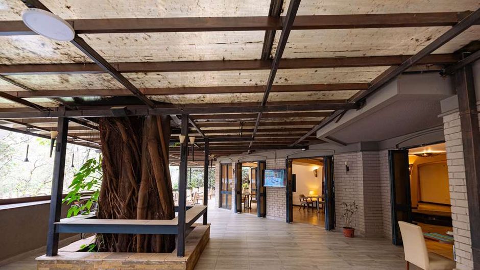 Heri Heights Hotel Apartments Restaurant