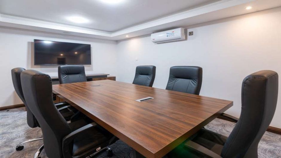 Heri Heights Hotel Apartments Meeting
