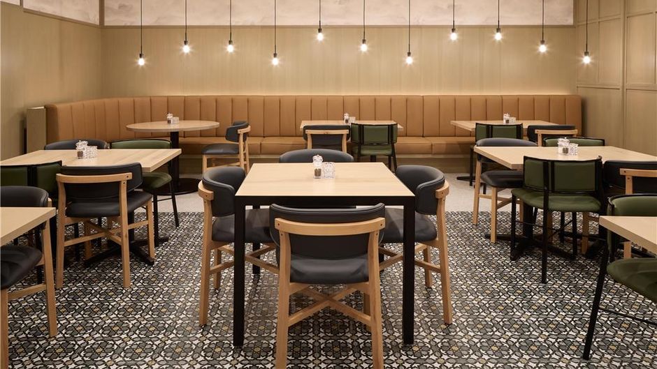 Hyatt Place Montreal Airport Restaurant