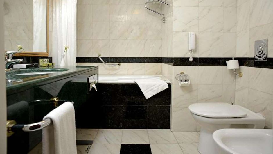 Grand Hotel Bucharest Room