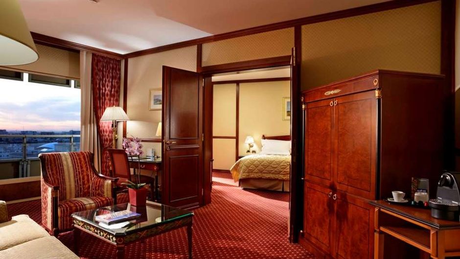 Grand Hotel Bucharest Suite