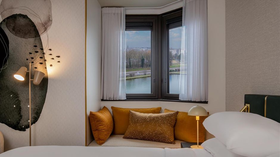 Hyatt Centric Reims Room
