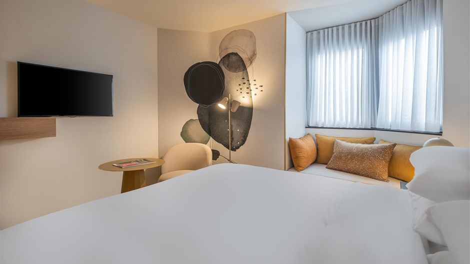 Hyatt Centric Reims Room
