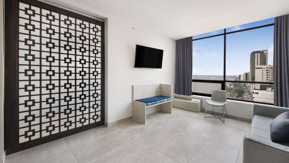 DoubleTree by Hilton Guayaquil Room