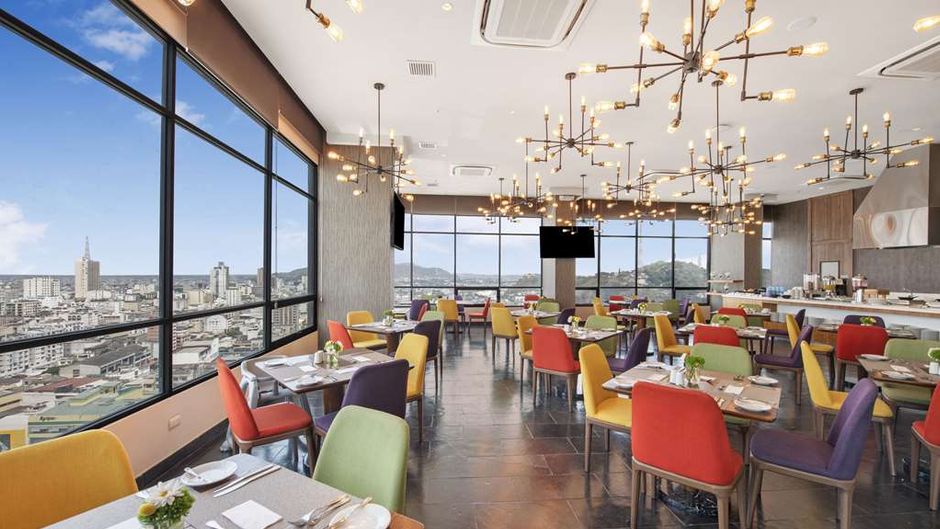 DoubleTree by Hilton Guayaquil Restaurant