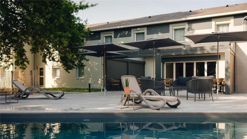 Sure Hotel by Best Western Tours Sud Pool