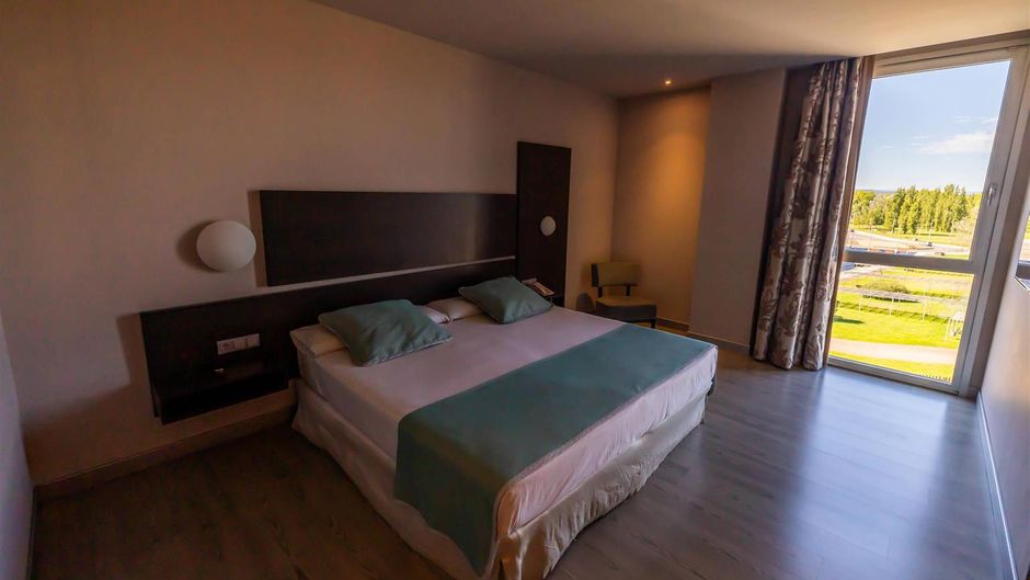 Hotel Ciudad de Ponferrada, Ascend Hotel Room