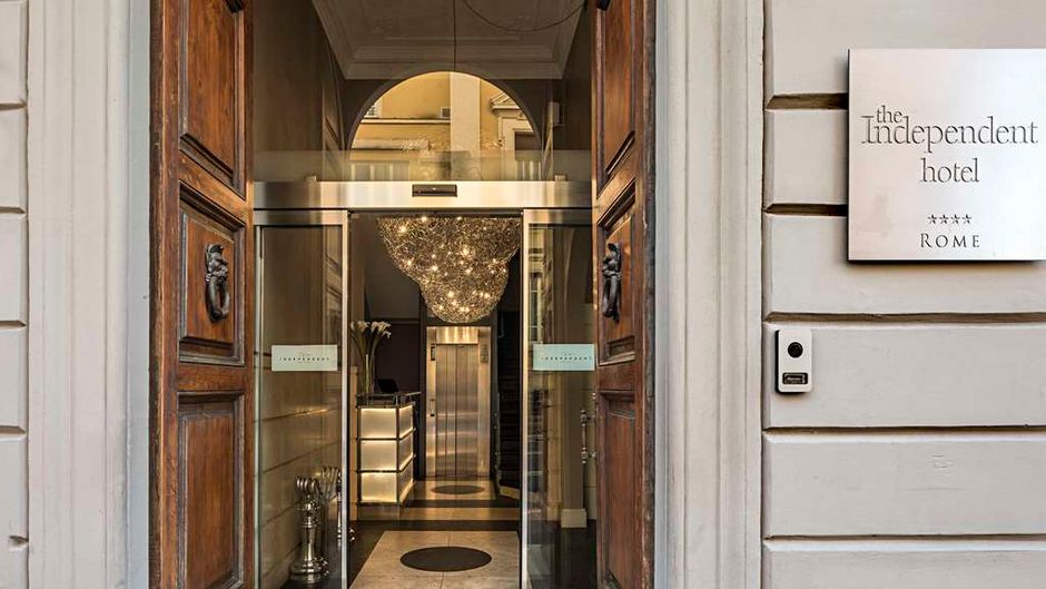 The Independent Hotel Exterior