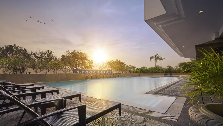 Gurney Bay Hotel, A Parkroyal Hotel Pool